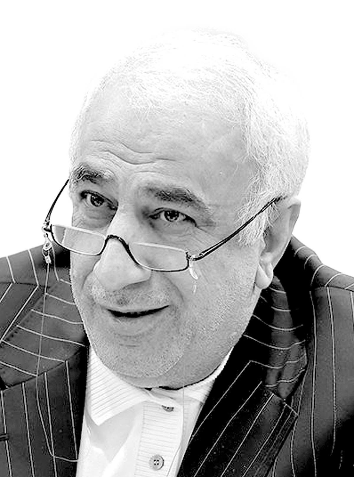 جشن تجلیل از کارگران نمونه در شرکت نساجی الگانت سمنان برگزار شد