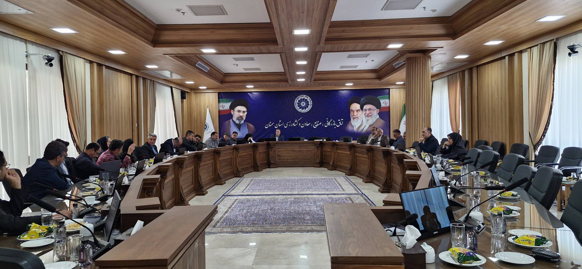 برگزاری هجدهمین نشست کمیسیون تجارت اتاق بازرگانی سمنان با محوریت رفع تعهدات ارزی و مدیریت انرژی
