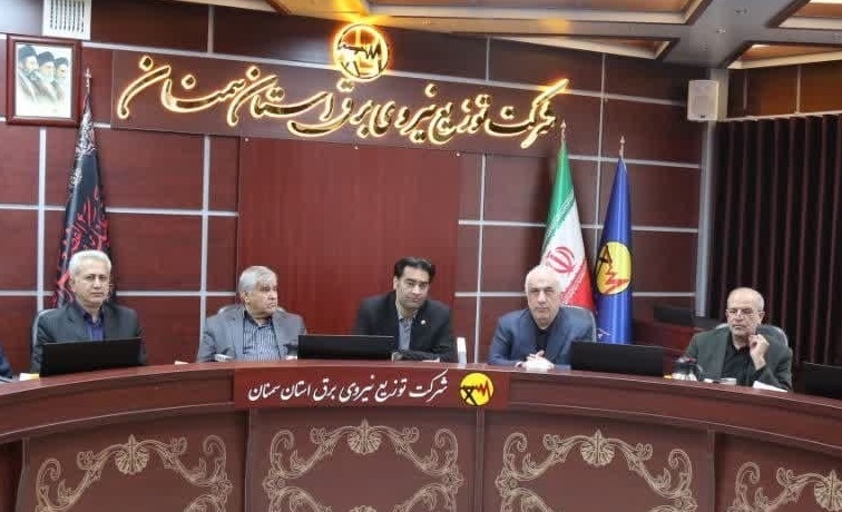 بررسی راهکارهای مدیریت پیک بار و کاهش ناترازی انرژی در نشست مشترک اتاق بازرگانی سمنان و صنعت برق