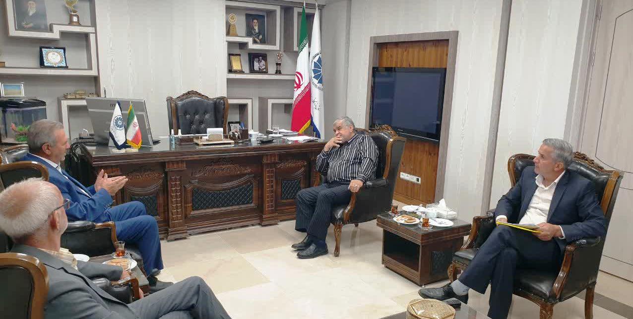 در نشست تشکل‌های کشاورزی با رئیس اتاق سمنان بررسی شد :توسعه ساختاری کشاورزی با محوریت اصلاح الگوی کشت