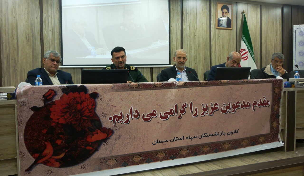 جمعه‌ای رئیس اتاق بازرگانی سمنان در گرامیداشت هفته بسیج مطرح کرد : هر کس در نظام جمهوری اسلامی حرکت تأثیرگذار داشته باشد بسیجی است